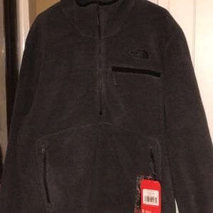 Men’s North Face fleece